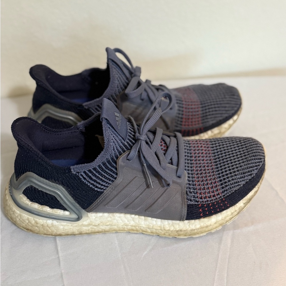 Adidas Men's Dark Blue Athletic Shoes